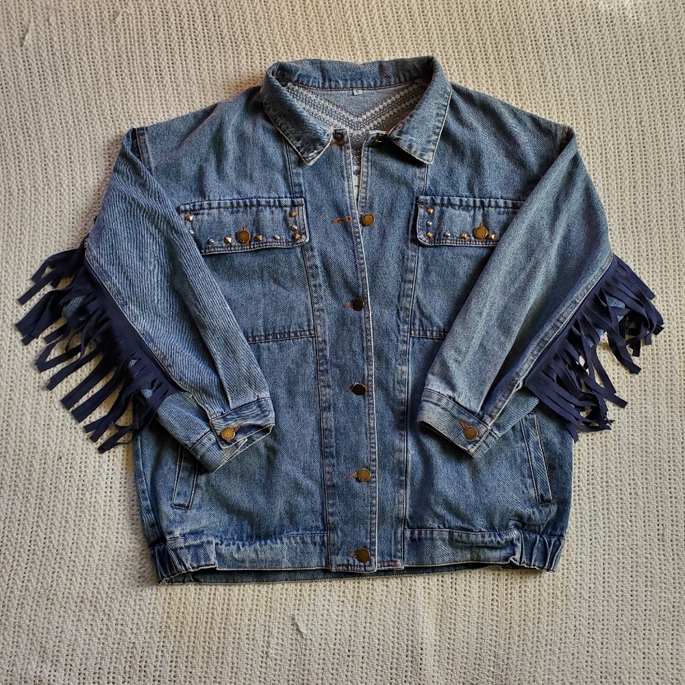 Fashion Jeans Wear Medium Denim Jean Jacket Fringe Studded Embroidered